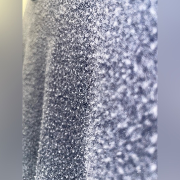 Disney Mickey Mouse Patriotic Lightweight Pullover (S) - Picture 6 of 9